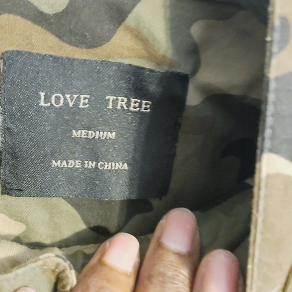 Love Tree | Women's Cargo Parka Camouflage Print Jacket (Size Medium) - Picture 3 of 16